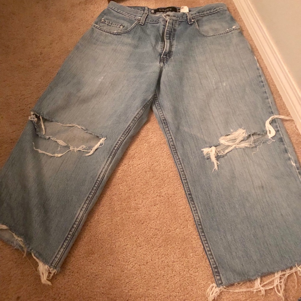 Levis